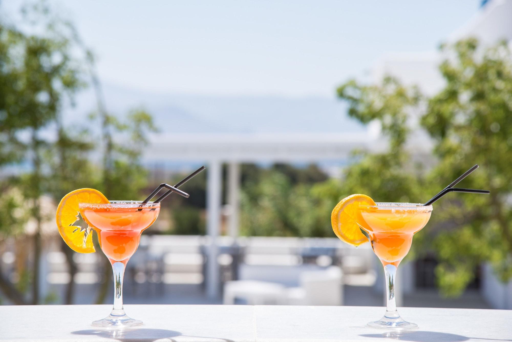 Cycladic Islands & Hotel Agia Anna (Naxos)