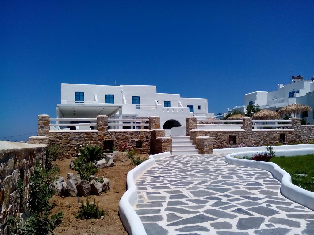 Cycladic Islands & 4*