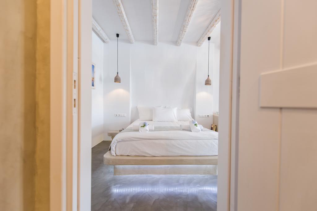 Cycladic Islands & Hotel