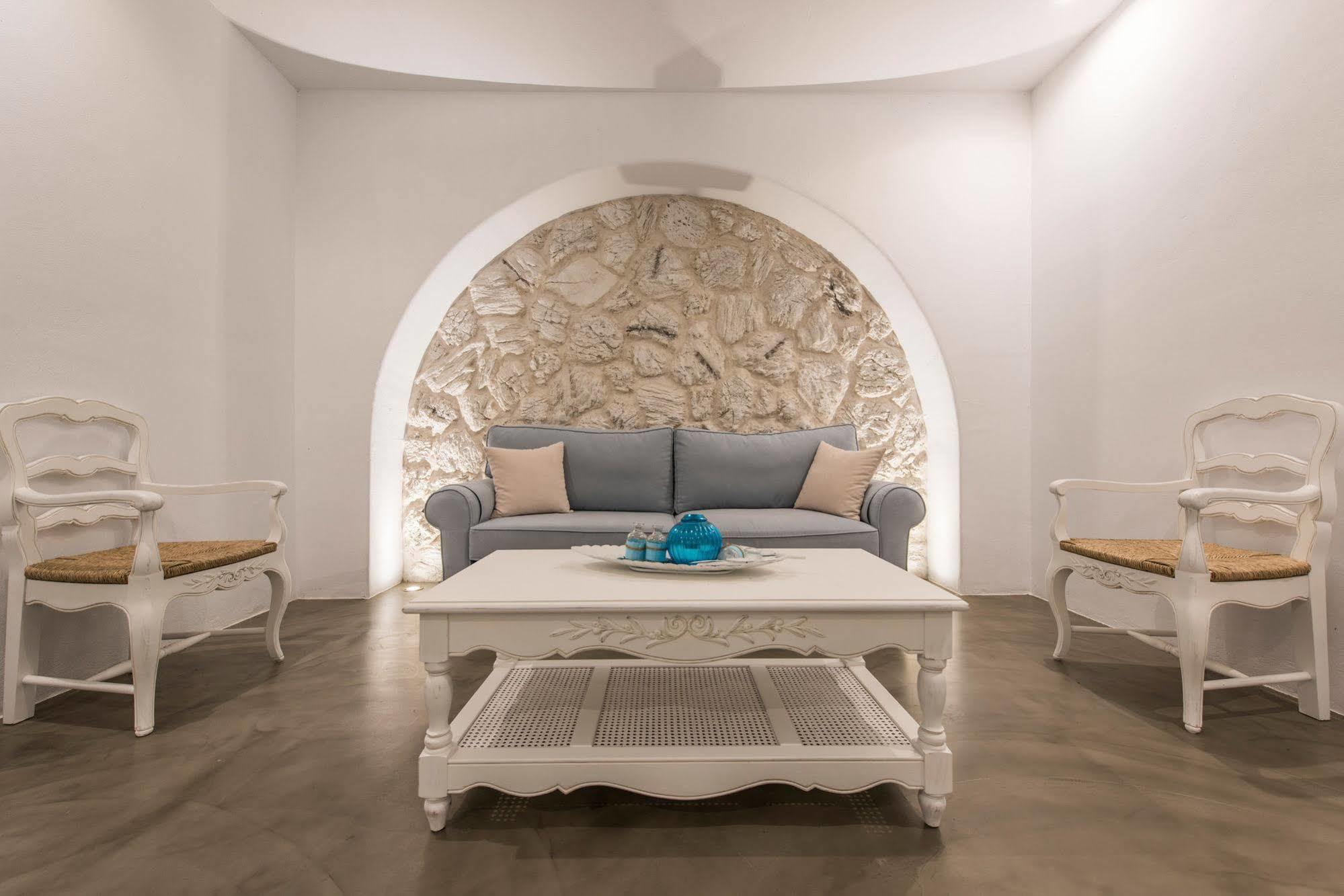 Cycladic Islands & Hotel 4*
